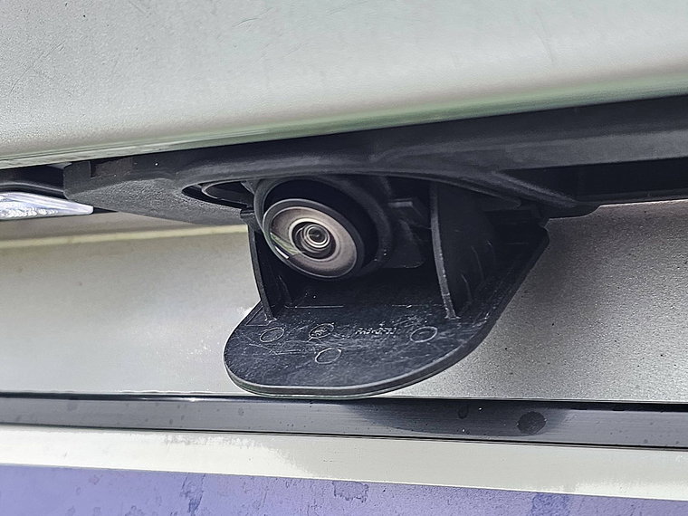 Vehicle Image 20