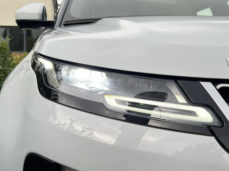 Vehicle Image 36