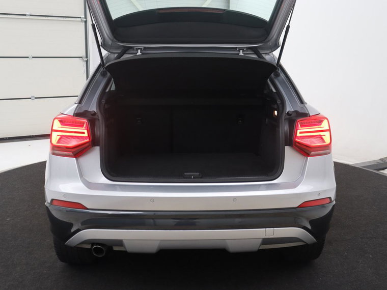 Vehicle Image 30