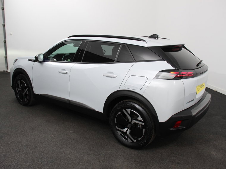 Vehicle Image 22