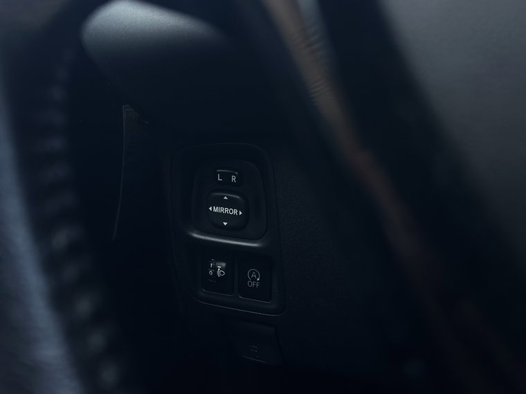 Vehicle Image 26