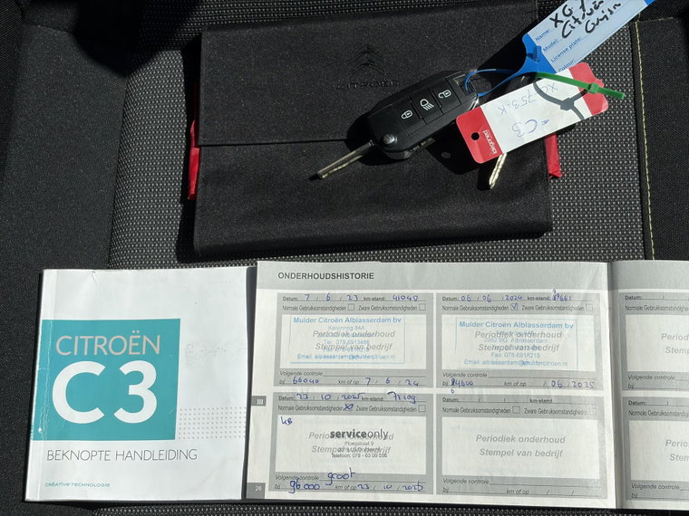 Vehicle Image 35