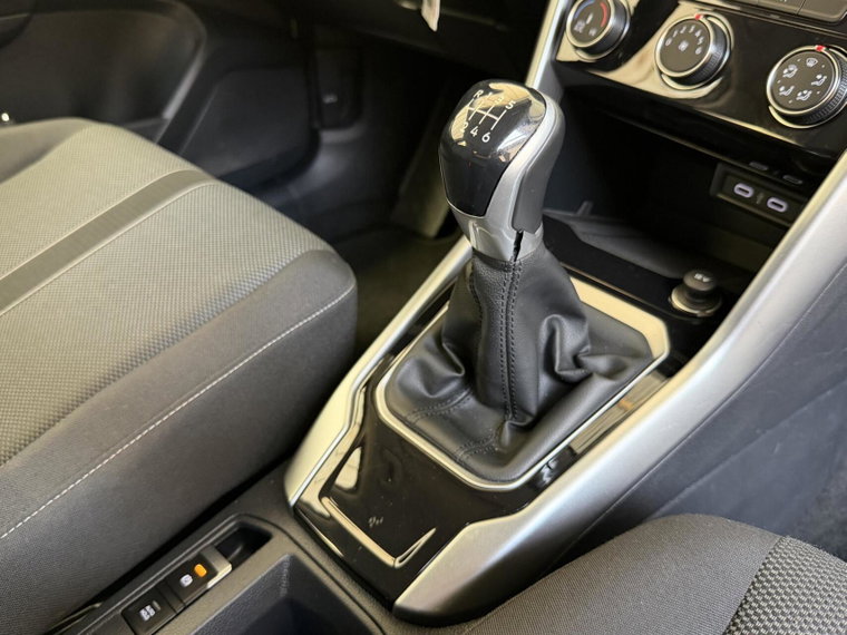 Vehicle Image 50