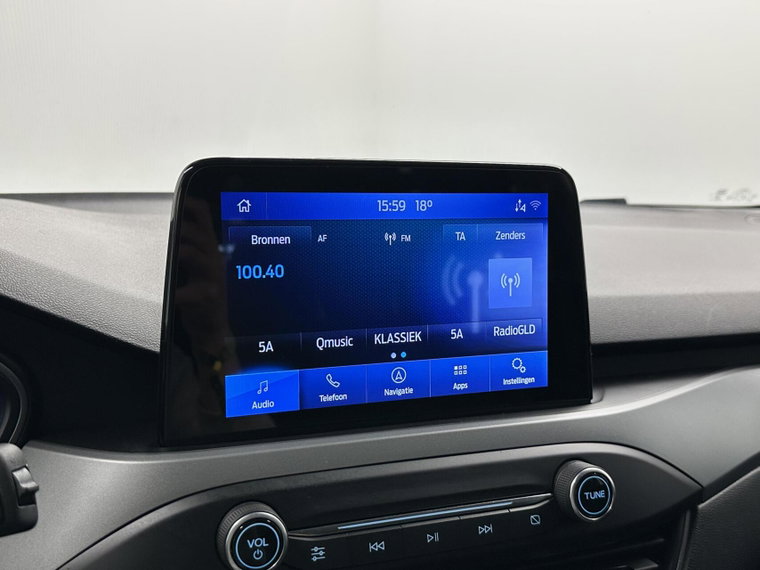 Vehicle Image 35