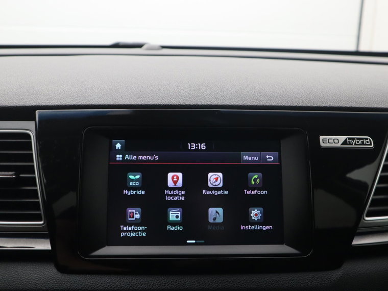 Vehicle Image 25