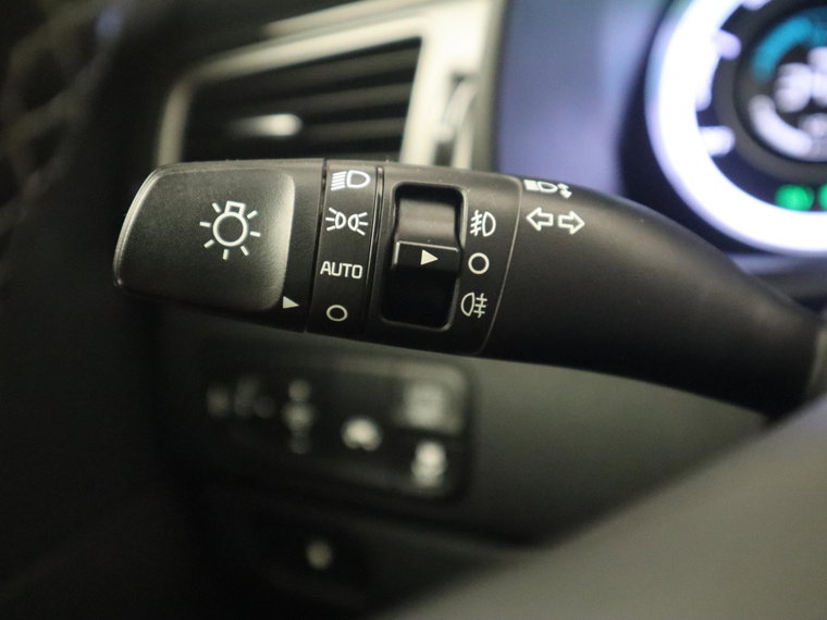Vehicle Image 36