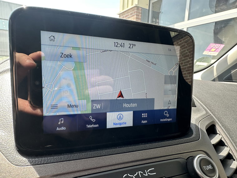 Vehicle Image 14