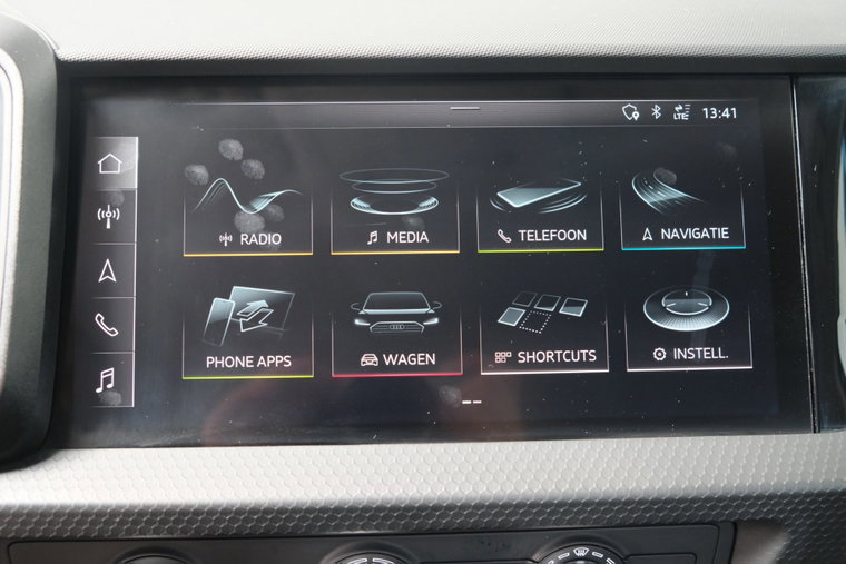 Vehicle Image 15