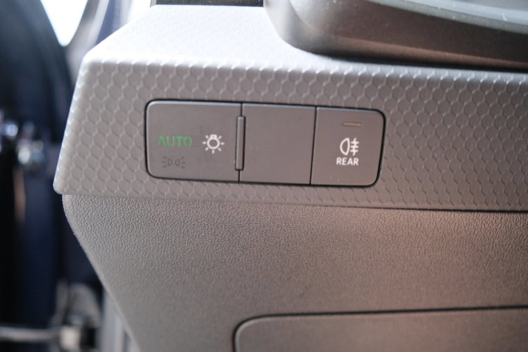 Vehicle Image 26