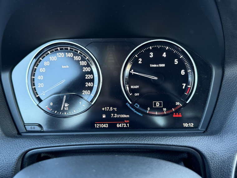 Vehicle Image 17