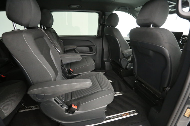 Vehicle Image 31