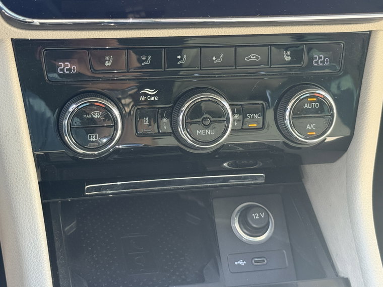 Vehicle Image 34