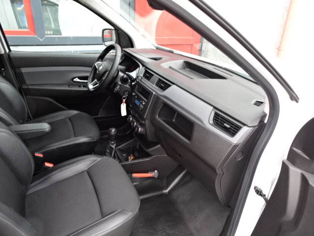 Vehicle Image 28