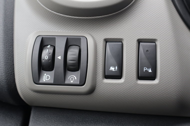 Vehicle Image 24