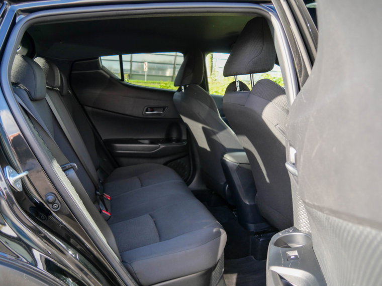Vehicle Image 17
