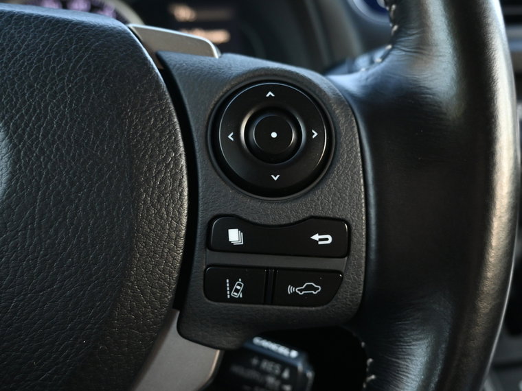 Vehicle Image 24