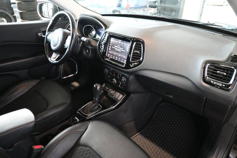 Vehicle Image 31