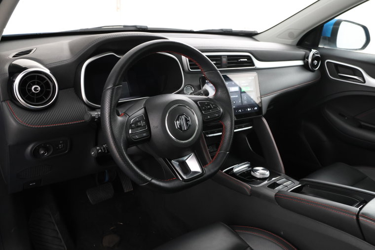 Vehicle Image 15