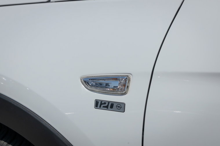 Vehicle Image 36