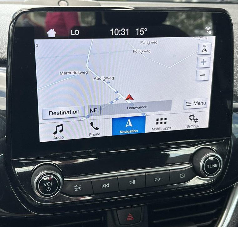 Vehicle Image 13