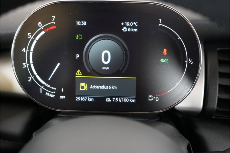 Vehicle Image 18