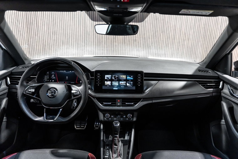 Vehicle Image 13