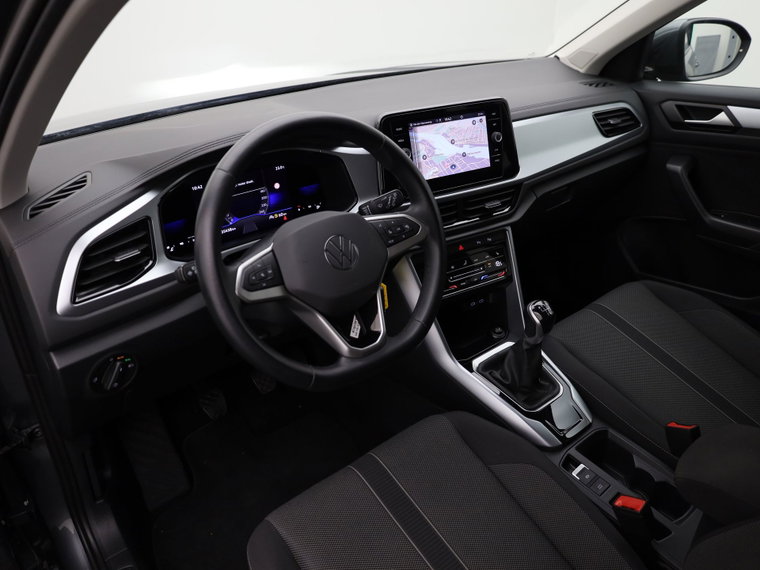 Vehicle Image 38