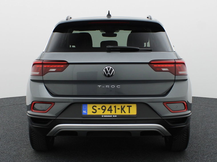 Vehicle Image 40