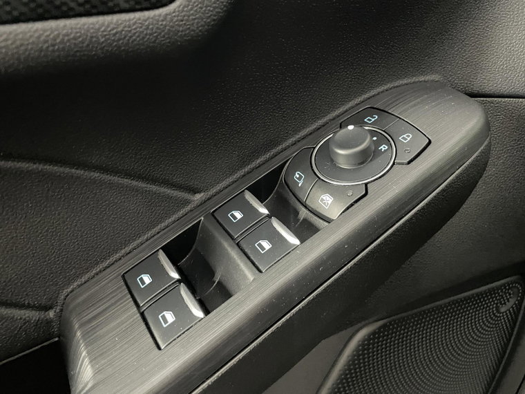 Vehicle Image 28