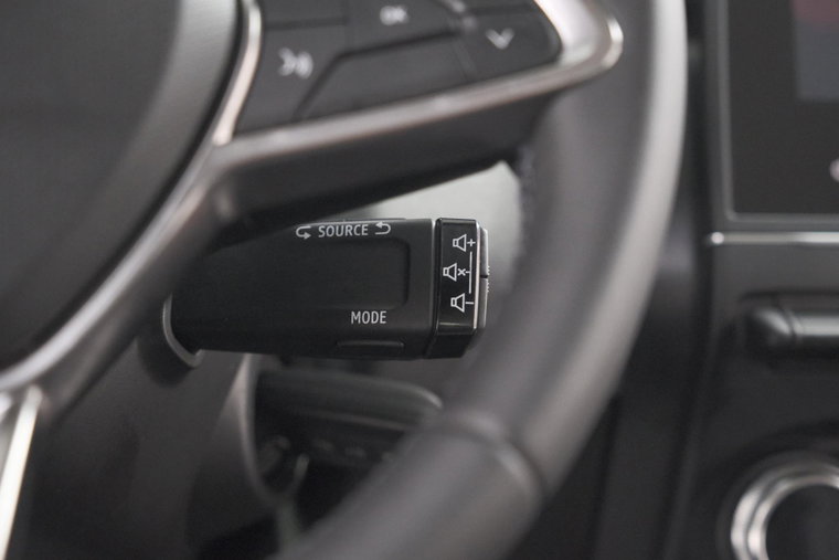 Vehicle Image 33