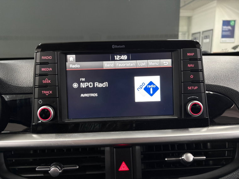 Vehicle Image 22