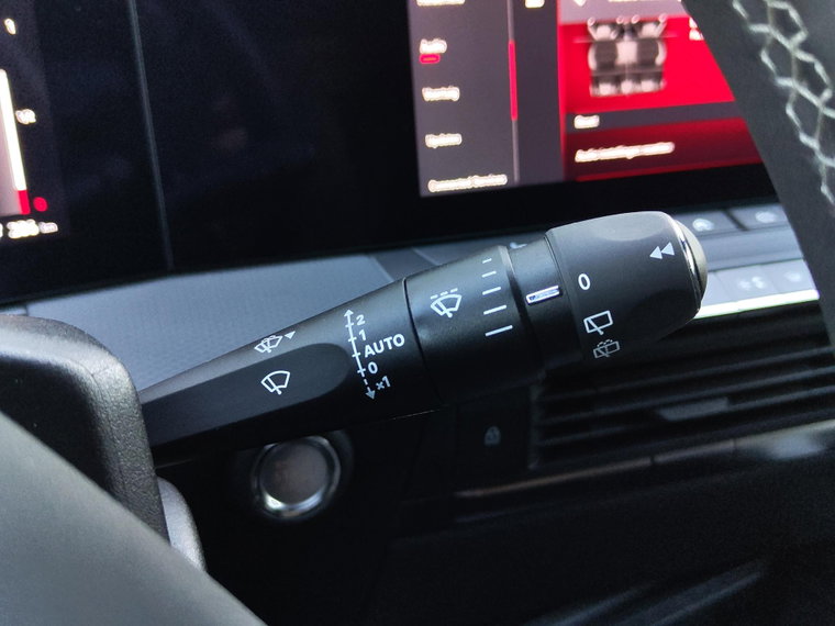 Vehicle Image 27