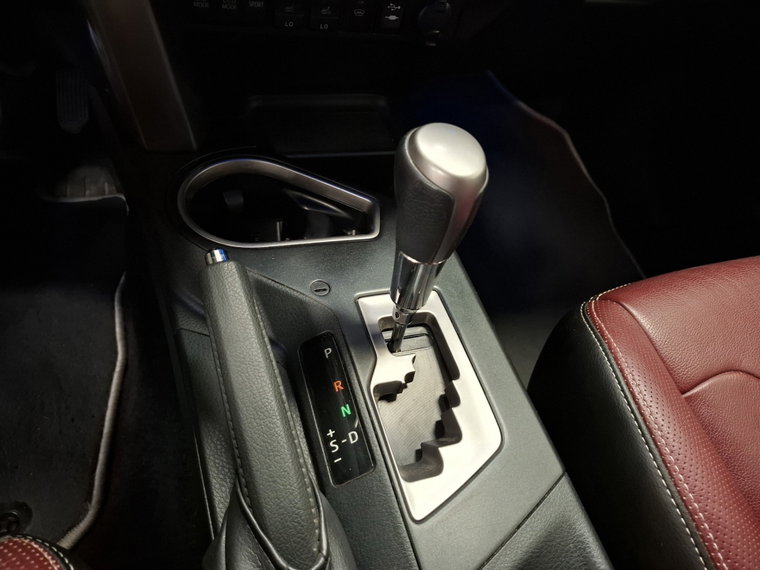 Vehicle Image 24