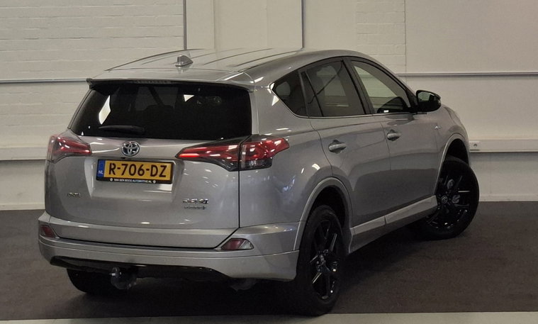 Vehicle Image 37