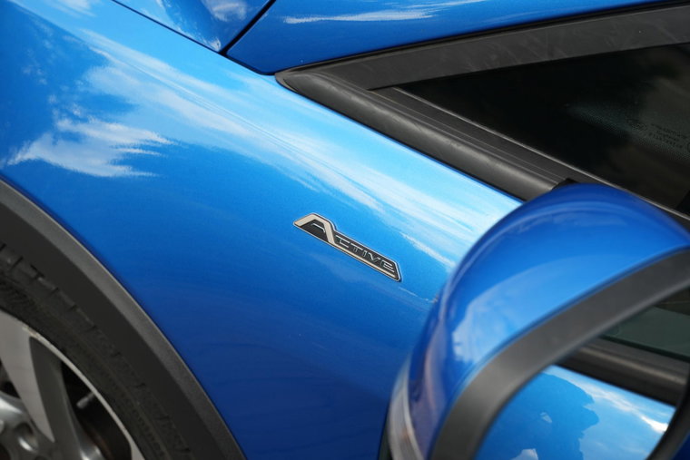 Vehicle Image 11