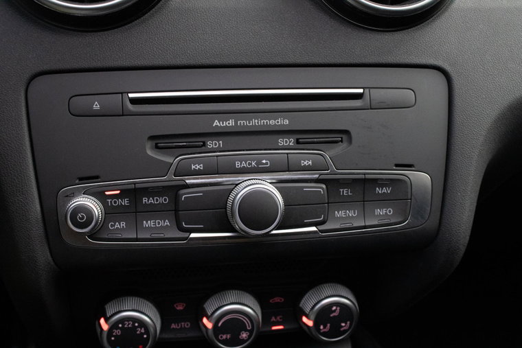 Vehicle Image 30