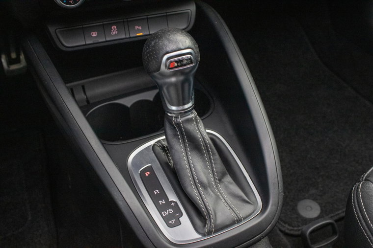 Vehicle Image 33