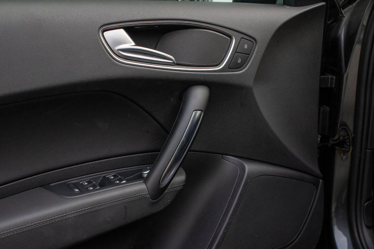 Vehicle Image 37