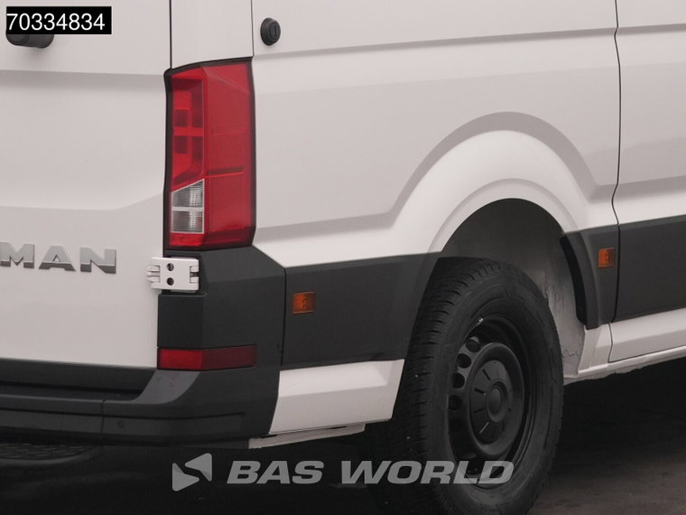 Vehicle Image 33