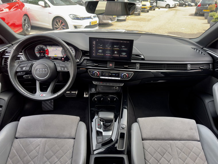Vehicle Image 6