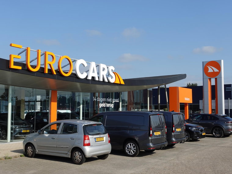 Vehicle Image 33