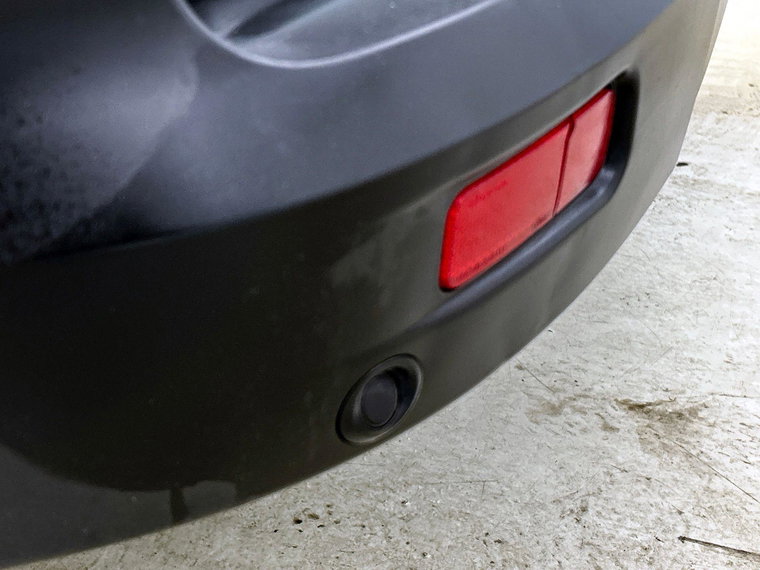 Vehicle Image 32