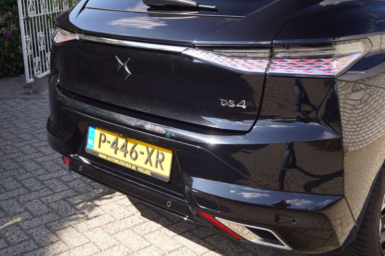 Vehicle Image 42
