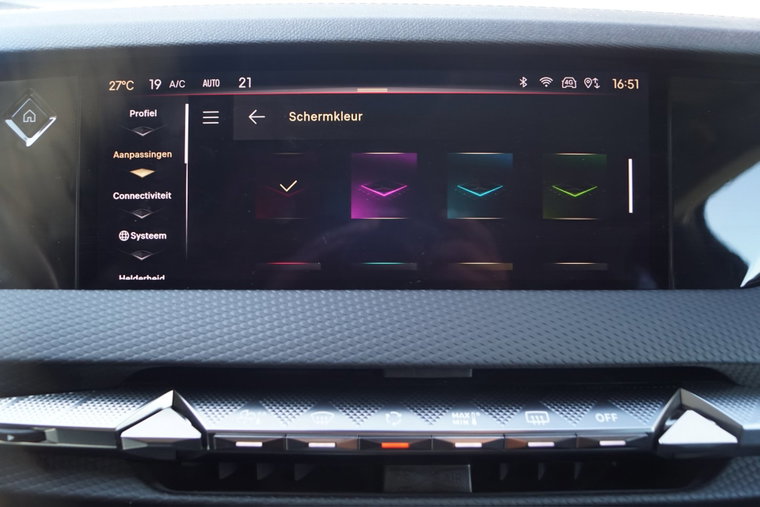 Vehicle Image 50