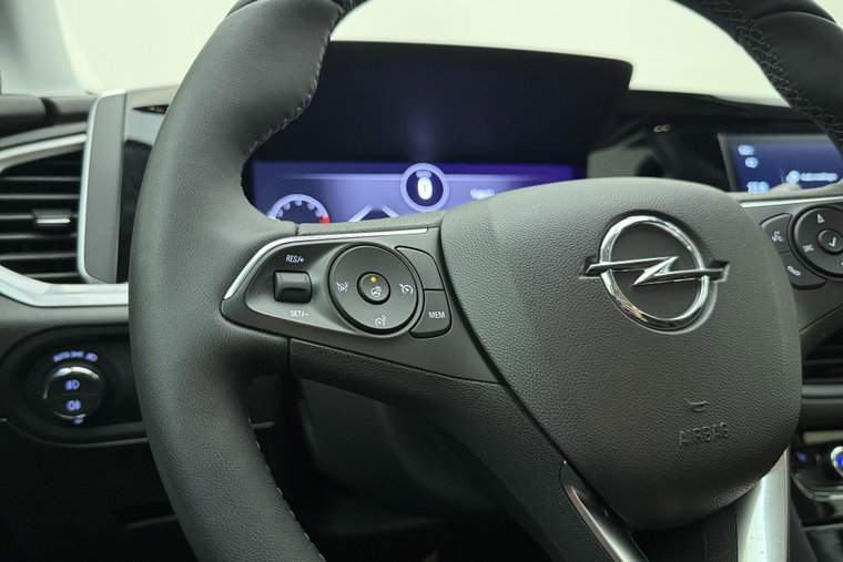 Vehicle Image 26
