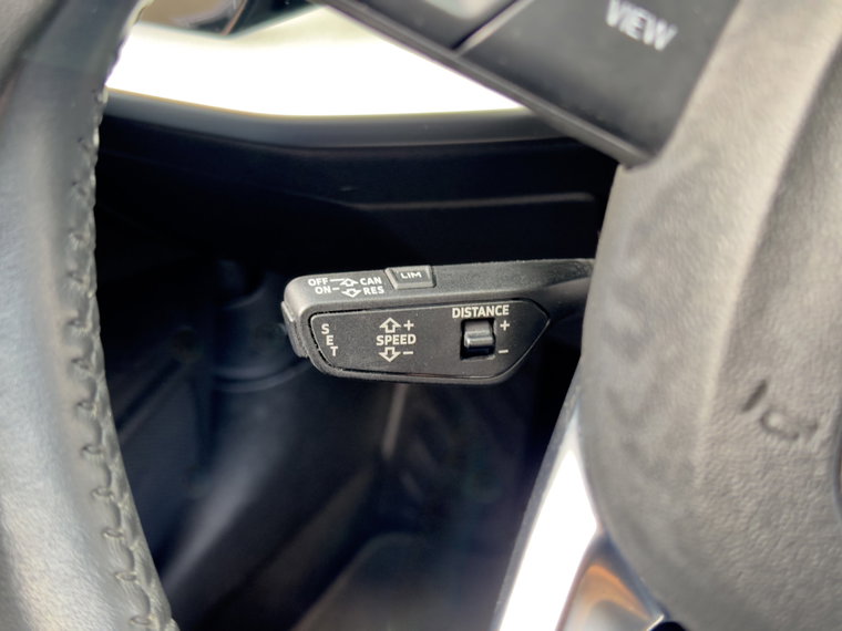 Vehicle Image 29