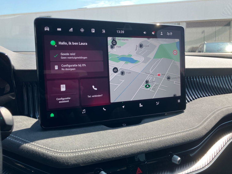 Vehicle Image 36