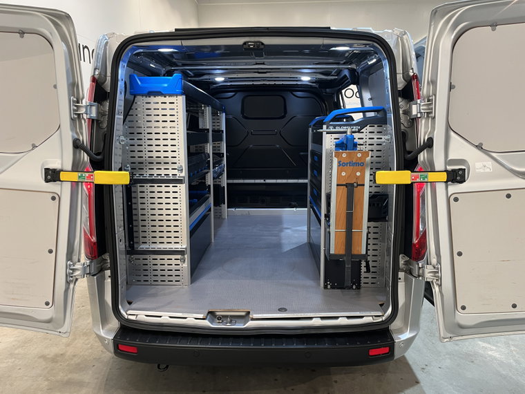 Vehicle Image 21