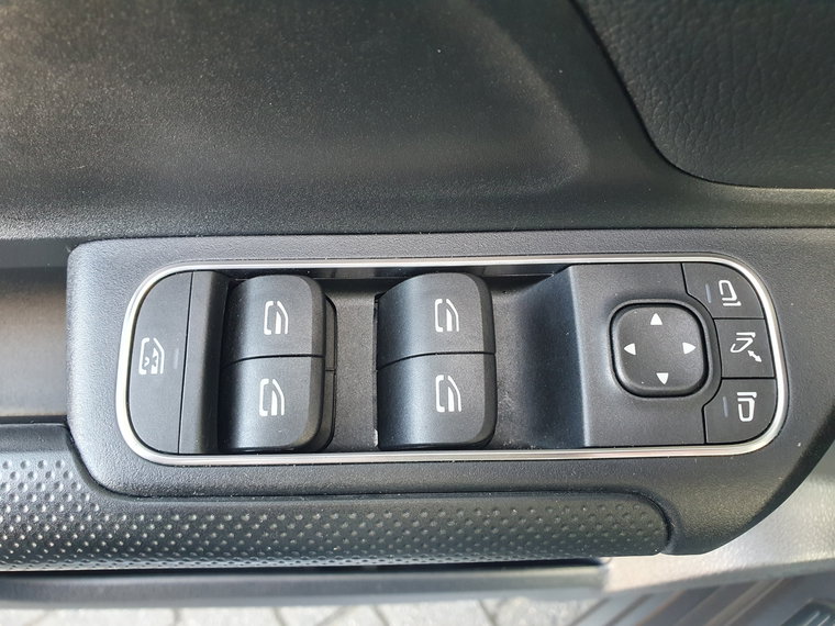 Vehicle Image 41