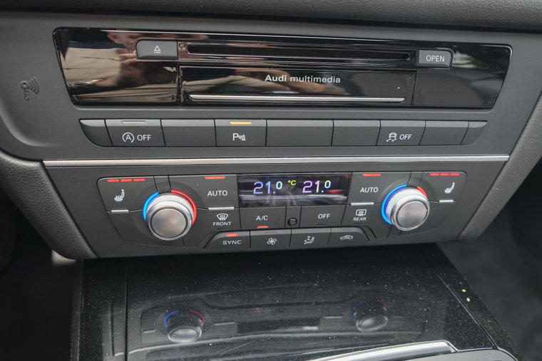 Vehicle Image 27